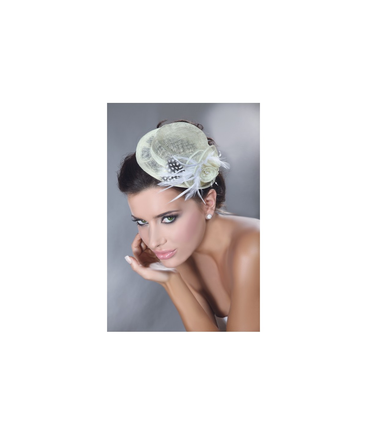 
				           
				Mini top hats 
			
            			Mini Top Hats Creamy Kremowy LC 12035 Model 30 LivCo Corsetti Fashion
				